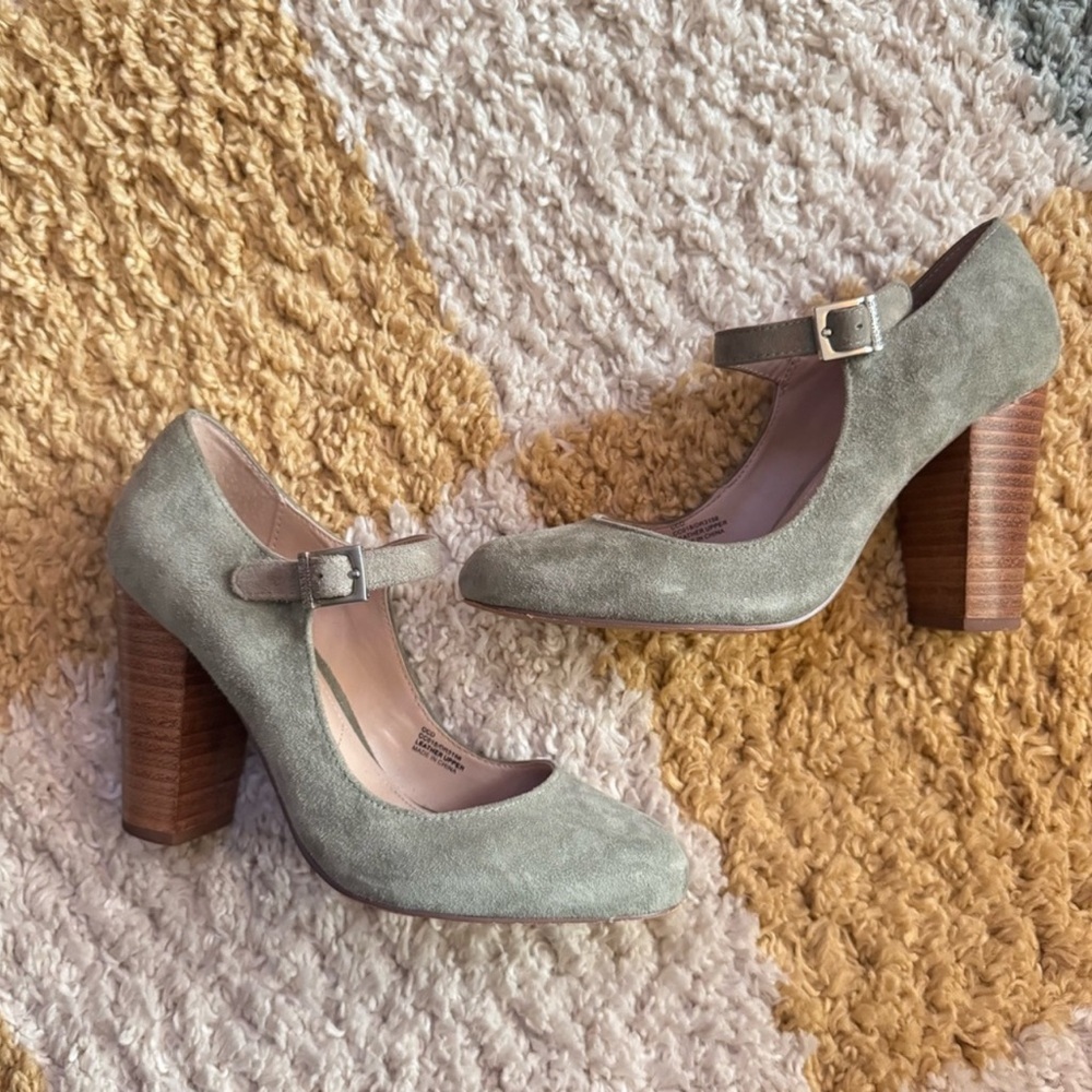Charles By Charles David // Inara Stone Grey Suede Mary Jane Pumps